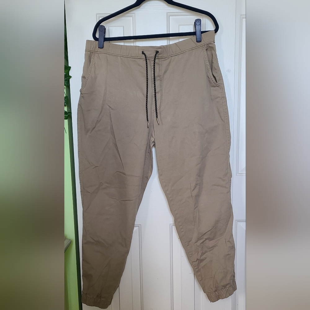 Relaxed Fit Cotton Khaki Joggers